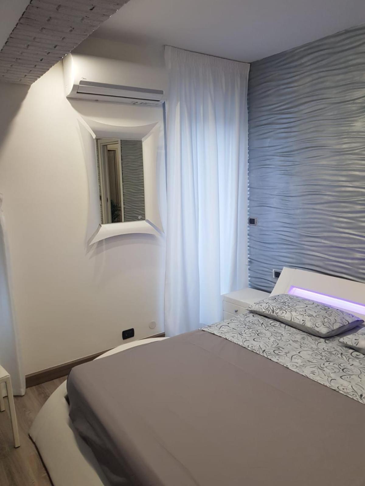 Alby Suite Térmoli Habitación foto